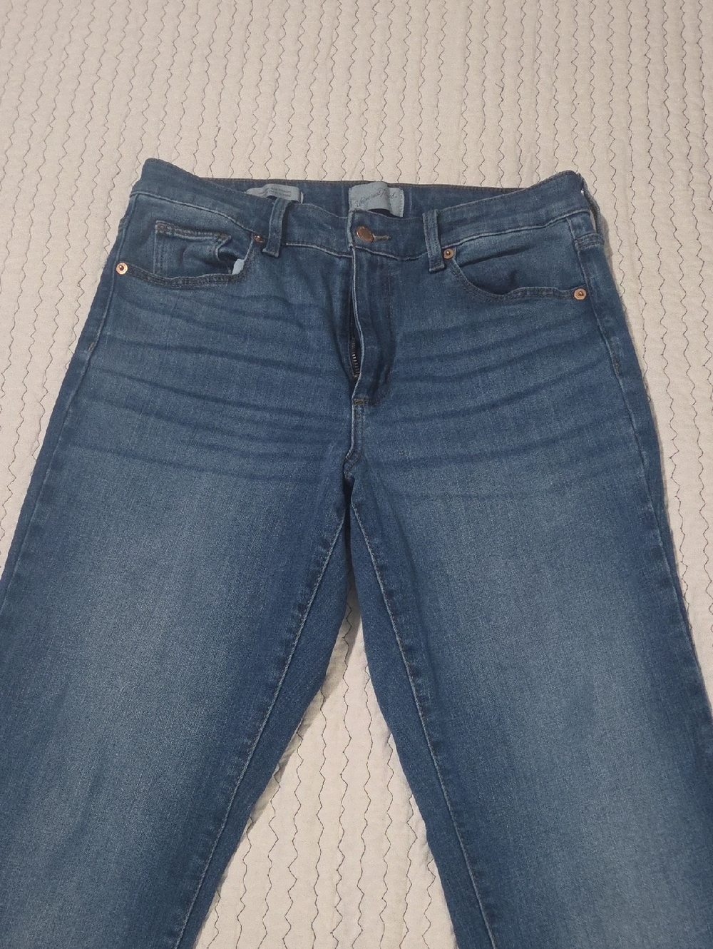 Universal Thread Straight Leg Jeans - Classic Blue